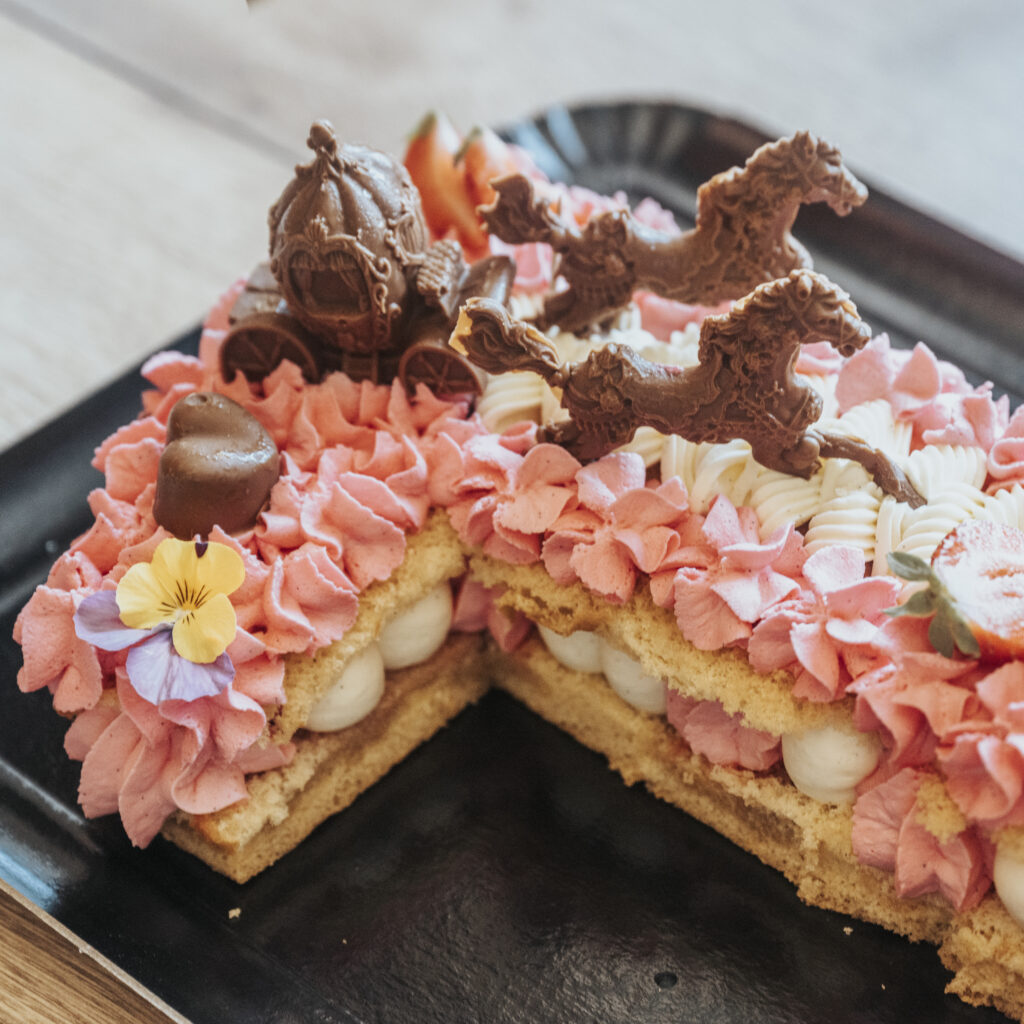 Gâteau d'anniversaire au Touquet : découvrez les Number Cakes du Village Suisse