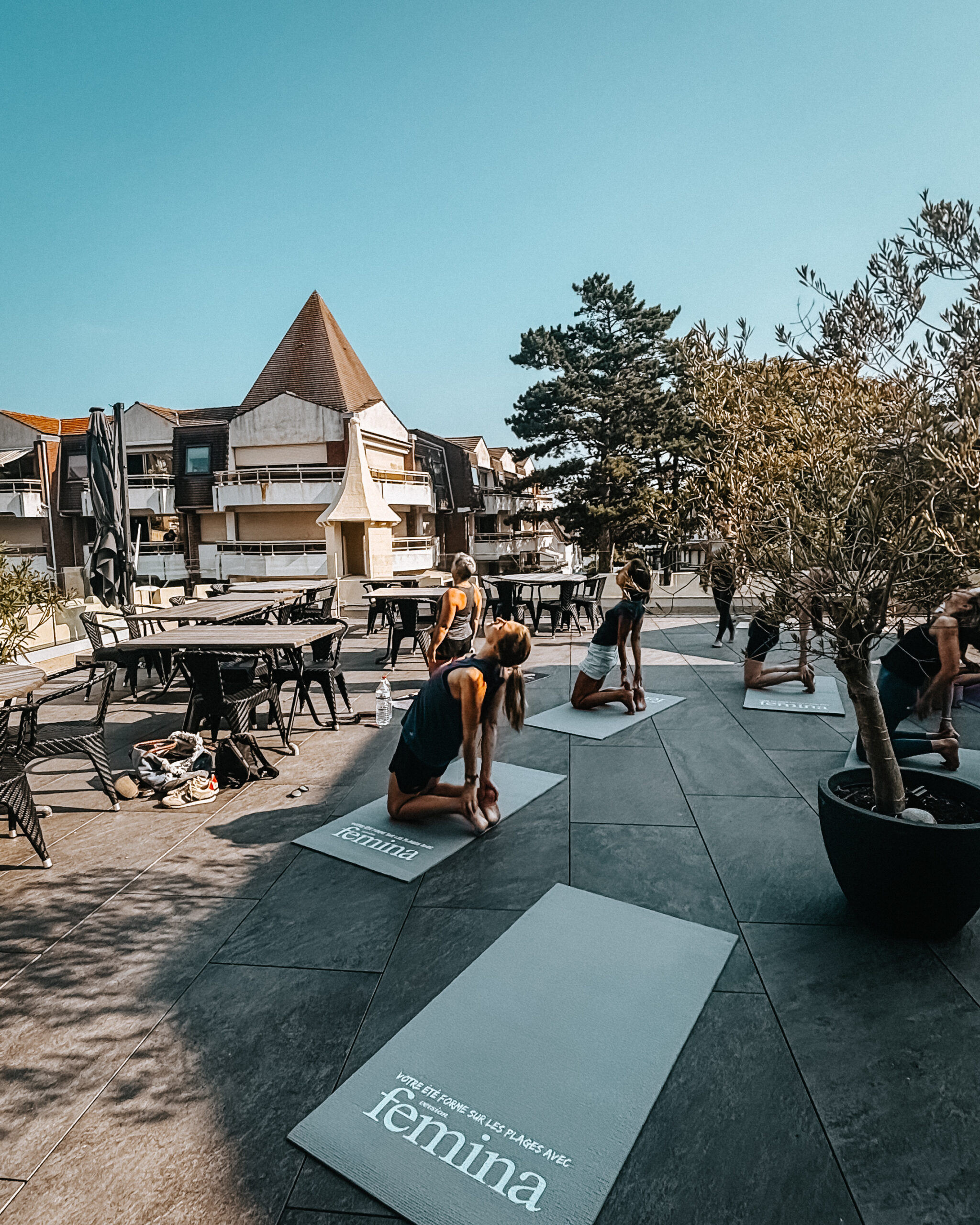 Session de Yoga au Village Suisse du Touquet